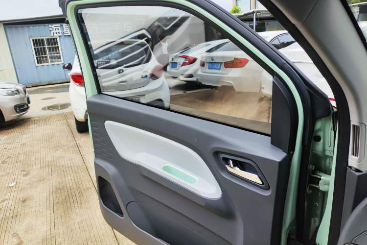 Used Wuling Hongguang MINIEV 2021 Macaron Premium Model – Lithium Iron Phosphate Left Rear Door Interior