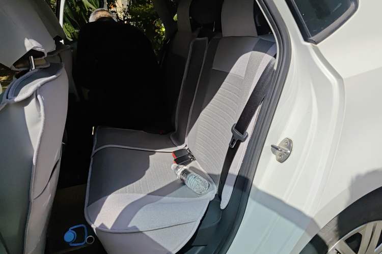 Used Volkswagen Polo 2016 1.4L Manual Fashion Model