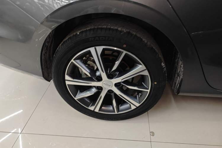 Used Geely Auto Emgrand 2023 4th Generation Champion Edition 1.5L CVT Flagship Model