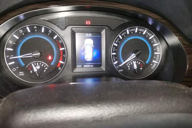 Used Haval H2 2016 Red Label 1.5T Manual Two-Wheel Drive Elite Model