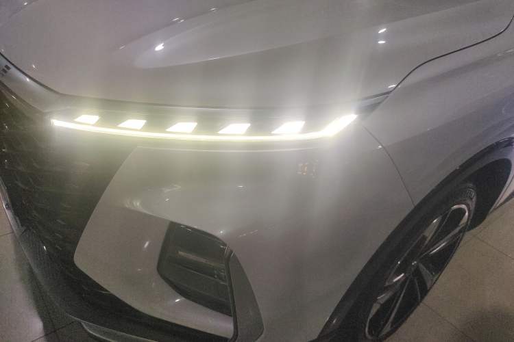 Used Roewe RX5 MAX 2022 1.5T Automatic Zhiwei Prestige Edition