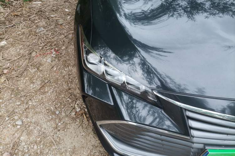 Used Toyota Avalon 2019 Dual-Engine 2.5L Luxury Edition China V Standard Right Front Headlight