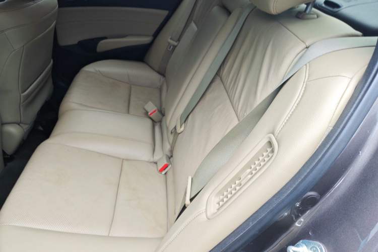 Used Acura ILX 2013 1.5L Hybrid
