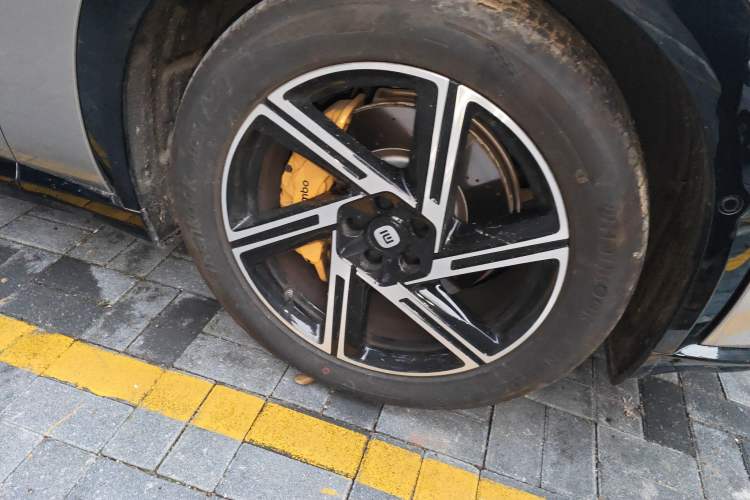 Used Xiaomi Auto YU7 2025 Ultra-Long Range High-Performance All-Wheel-Drive Max Edition