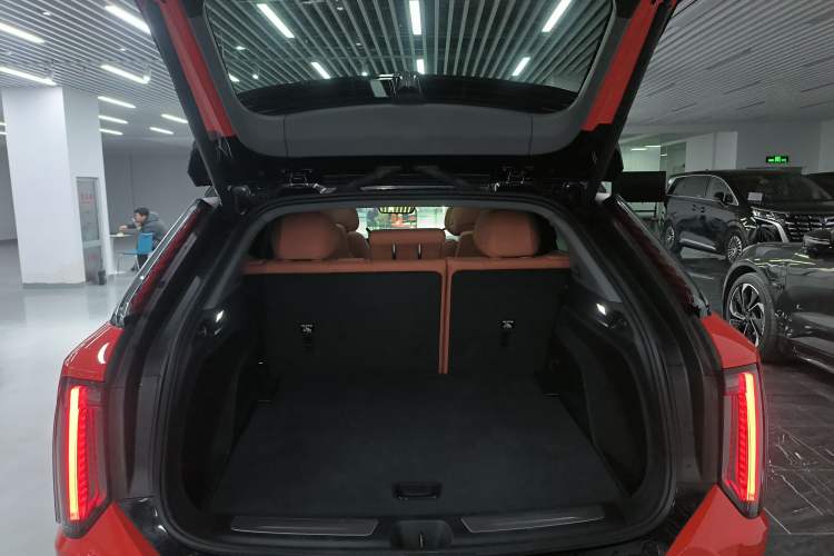 Used Cadillac OPTIQ 2024 Four-Wheel Drive Long-Range Version