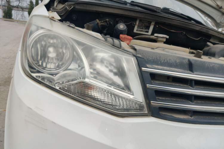 Used Dongfeng Fengon 330 2014 1.5L Manual Utility Version DK15 Right Front Headlight