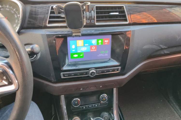 Used Lifan Auto Myway 2016 1.5L Manual Elite Version
