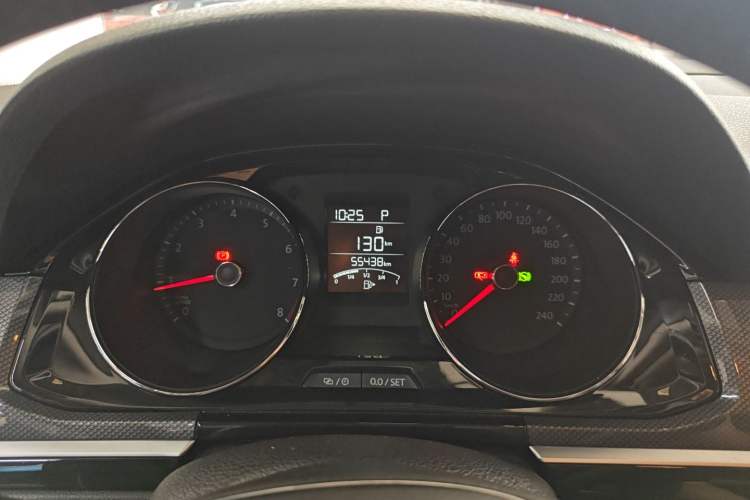 Used Volkswagen C-TREK 2018 1.5L Automatic Comfort Model Instrument Cluster