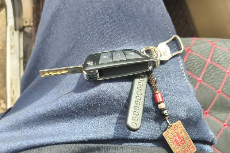 Used Baojun 730 2014 1.5L manual Comfort version 7 seats