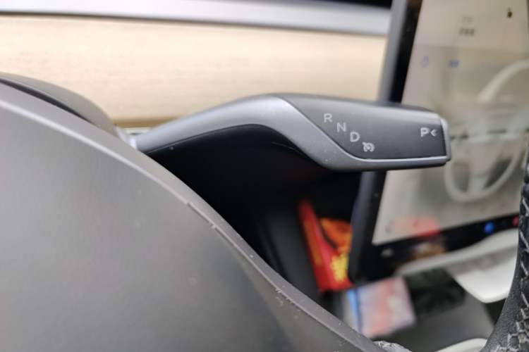 Used Tesla Model Y 2021 Long-Range All-Wheel-Drive Version 3D7