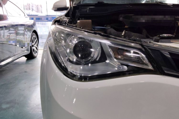 Used MG GT 2015 1.5T Automatic Fashion Edition Right Front Headlight