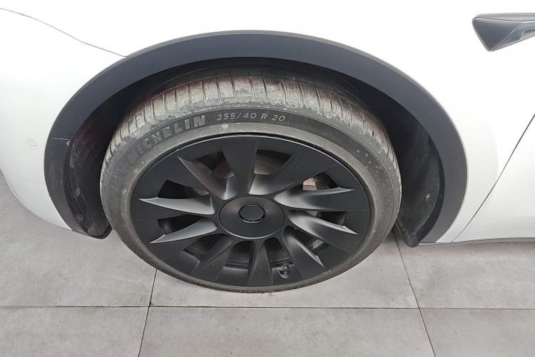 Used Tesla Model Y 2022 Rear-Wheel-Drive Version