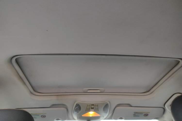 Used GAC Trumpchi GS5 Super 2015 1.8T Automatic Two-Wheel Drive Luxury Edition