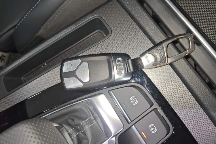 Used Audi Q5L 2024 45 TFSI Luxury Dynamic Model
