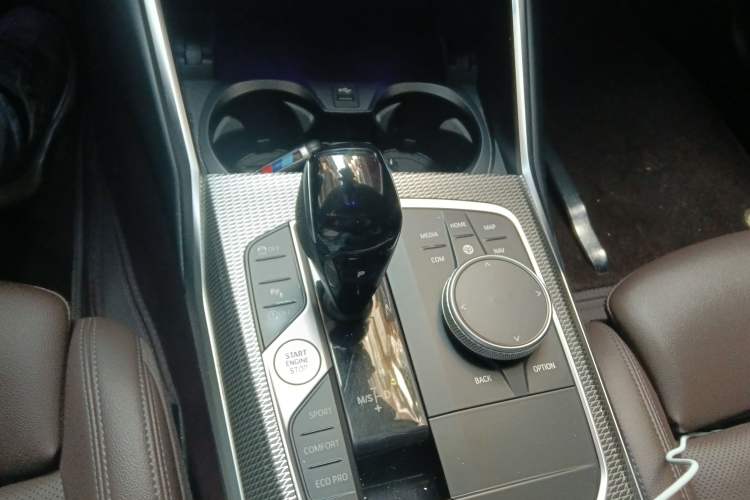 Used BMW 3 Series 2022 325Li M Sport Night Edition Package Gear Lever