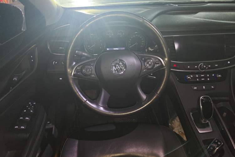 Used Buick LaCrosse 2019 28T Luxury Version
