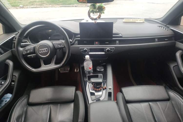 Used Audi A4L 2023 40 TFSI Luxury Dynamic Model
