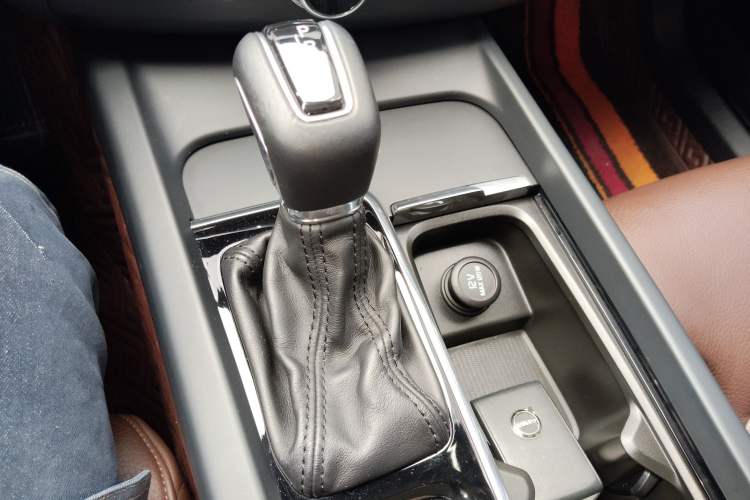 Used Volvo XC60 2019 T5 4x4 Smart Edition China VI Standard