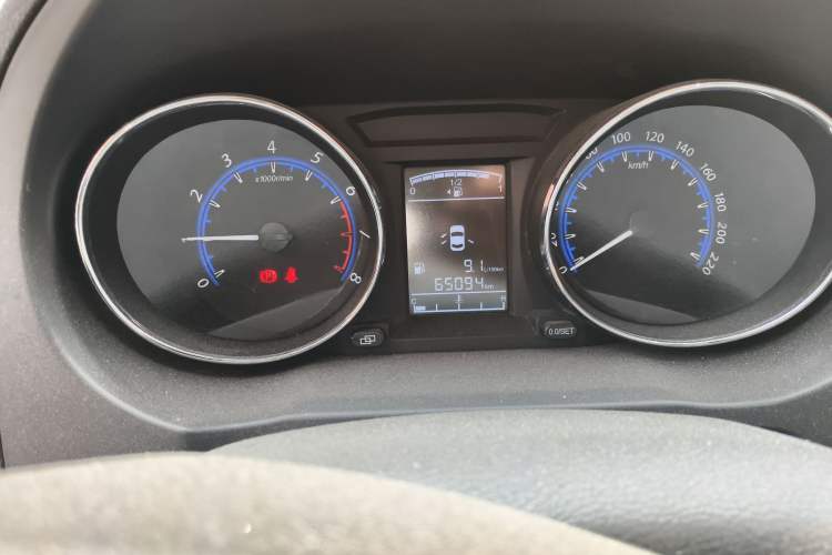 Used FORTHING F600 2016 F600 1.5T Luxury Edition Odometer Close Up