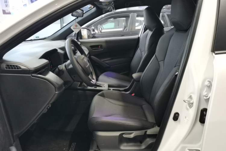 Used Toyota Corolla Cross 2026 Model 2.0L Pioneer Edition
