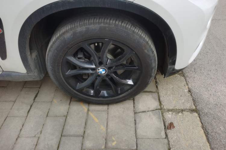 Used BMW X6 2018 xDrive28i