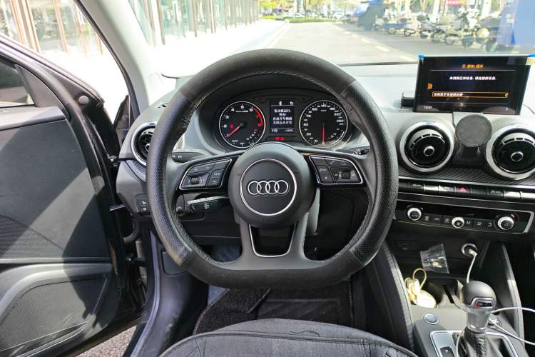 Used Audi Q2L 2022 35 TFSI Fashion Dynamic Model