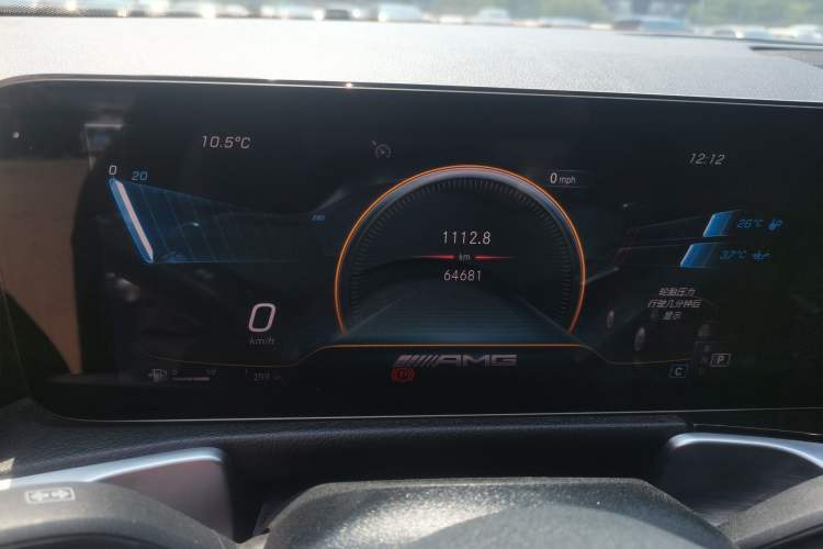 Used Mercedes-Benz GLB AMG 2022 AMG GLB 35 4MATIC Odometer Close Up