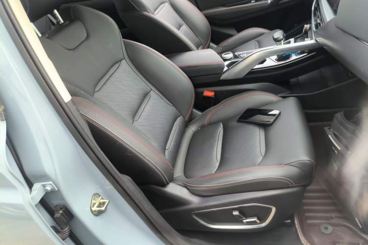 Used Geely Auto Monjaro S 2021 2.0TD DCT Two-Wheel Drive Lightning Edition
