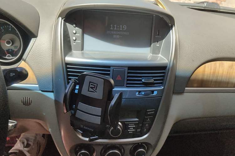 Used Buick Excelle 2013 1.5L Automatic Classic Model
