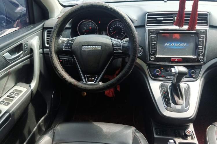 Used Haval H6 2017 Red-Label Sport Edition 1.5T Automatic Two-Wheel Drive Luxury Model Steering Wheel