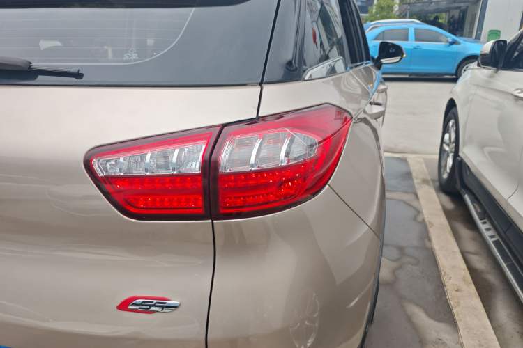 Used Leopaard CS9 2017 1.5L Manual Fashion Model