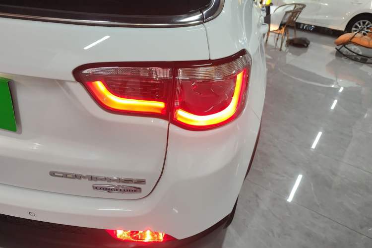 Used Jeep Compass 2017 200T Automatic Family Edition