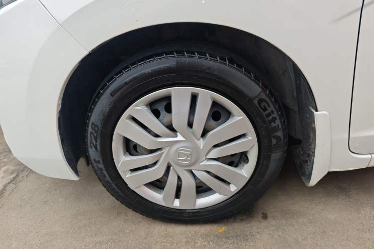 Used Honda Fit 2016 1.5L LXS CVT Comfort Sunroof Version Left Front Wheel Hub