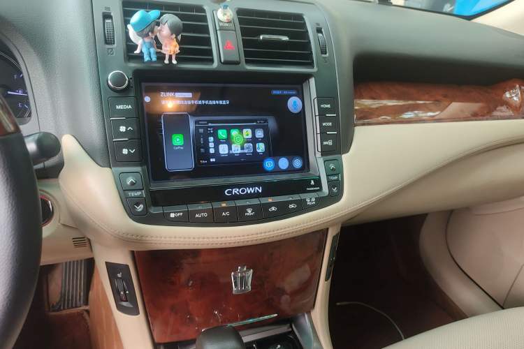 Used Toyota Crown 2012 2.5L Royal Leather Edition
