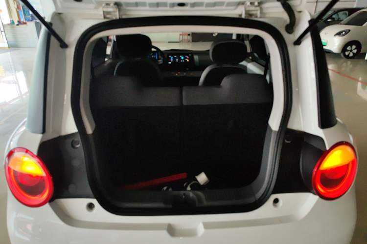 Used CHANGAN NEVO Lumin 2024 130km Qingyue Version