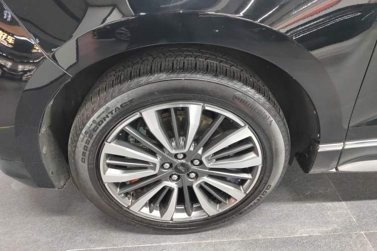 Used Ford Edge 2021 PLUS EcoBoost 245 Two-Wheel-Drive Titanium 7-Seater