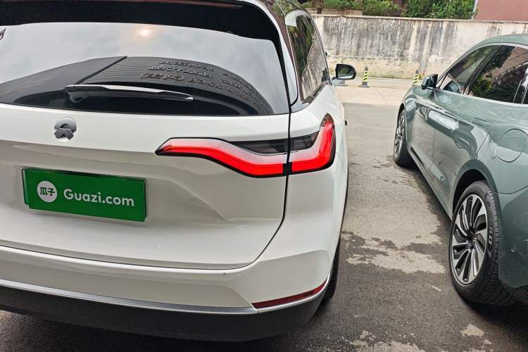 Used Nio ES8 2020 580 km Signature Edition 7-Seater Version Right Rear Taillight