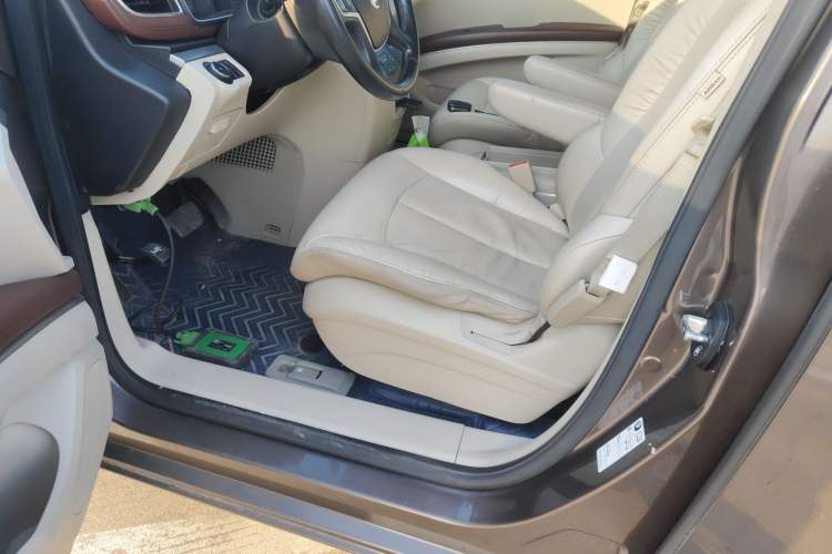 Used Buick GL8 2017 25S Luxury Version China V Standard
