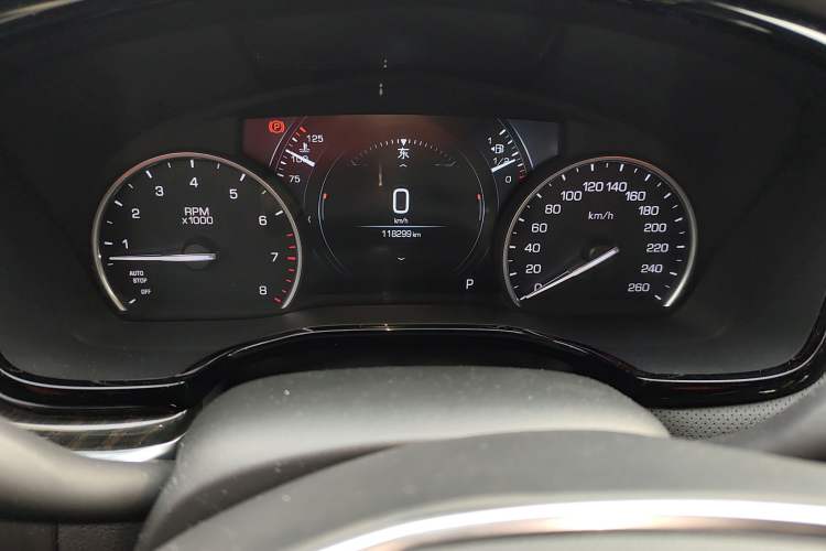 Used Cadillac XT5 2018 25T Luxury Model
