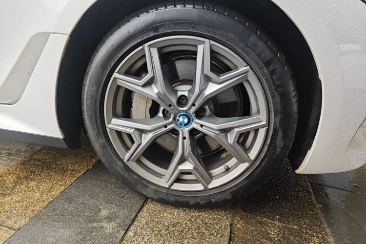 Used BMW i3 2022 eDrive 35 L
