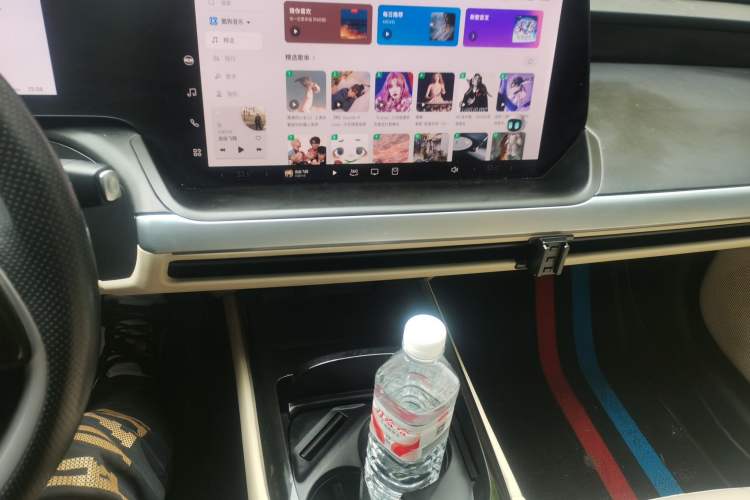 Used XPeng P7 2020 586N Audio And AC Panel