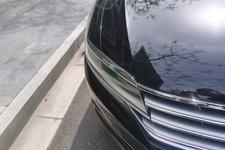 Used Volkswagen Phideon 2018 Revised Version 380TSI Two-Wheel Drive Business Edition
