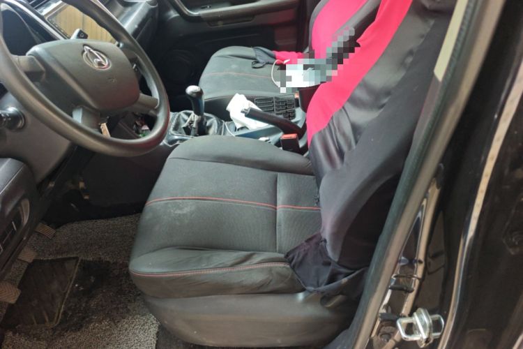 Used CHANGAN OSHAN X70A 2020 1.5L Manual Base Version
