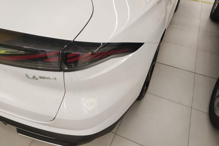 Used Geely Galaxy L6 2025 EM-i 140km Explorer+ Edition