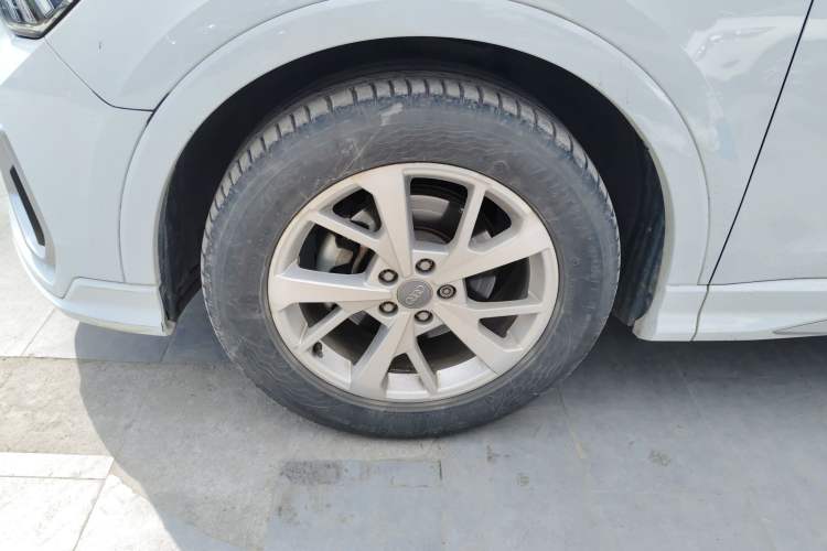 Used Audi Q3 2019 35 TFSI Advanced Dynamic Edition
