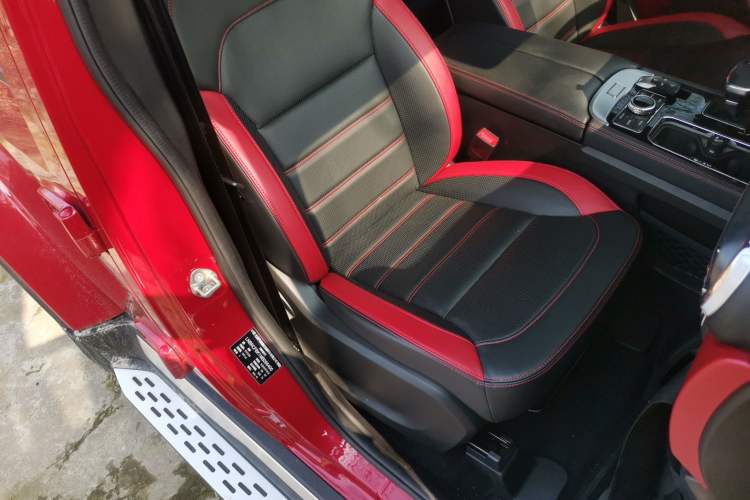 Used BAIC Off-Road BJ40 2020 2.0T Automatic Four-Wheel Drive Urban Hunter Edition Chivalrous Type Right Front Seat