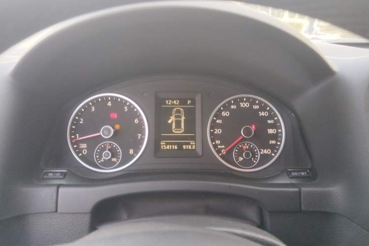 Used Volkswagen Tiguan 2013 1.8 TSI Automatic Two-Wheel Drive Comfort Edition Instrument Cluster