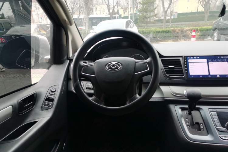 Used SAIC MAXUS G10 2019 Facelift PLUS 2.0T Automatic Smart Edition China VI Standard