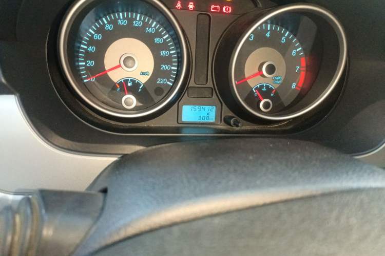 Used Buick Excelle 2013 1.5L Manual Classic Model
