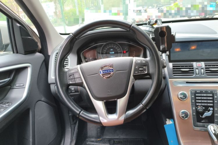 Used Volvo XC60 2015 T5 Smart Upgrade Model
